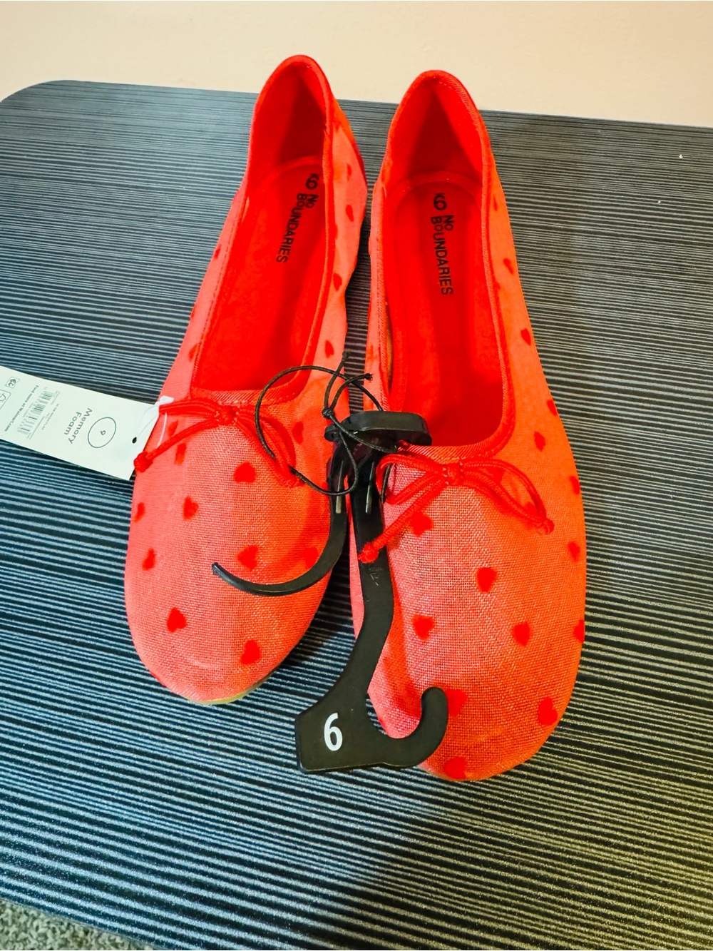 No Boudaries ballet flats
